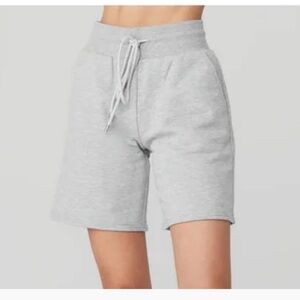 Alo Yoga High Waist Easy Sweat Short in heather grey size M